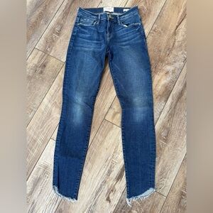 Frame Le Skinny De Jeanne Jeans